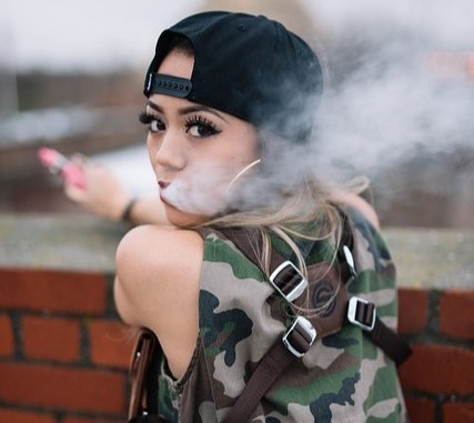 vaping-2766316_640.jpg